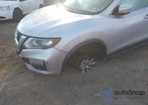 2017 Nissan Rogue Sv z USA, uszkodzony, nr VIN KNMAT2MV3HP507135